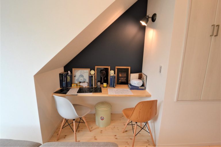 趣味のゲーム部屋作り快適性と没入感を高める空間演出