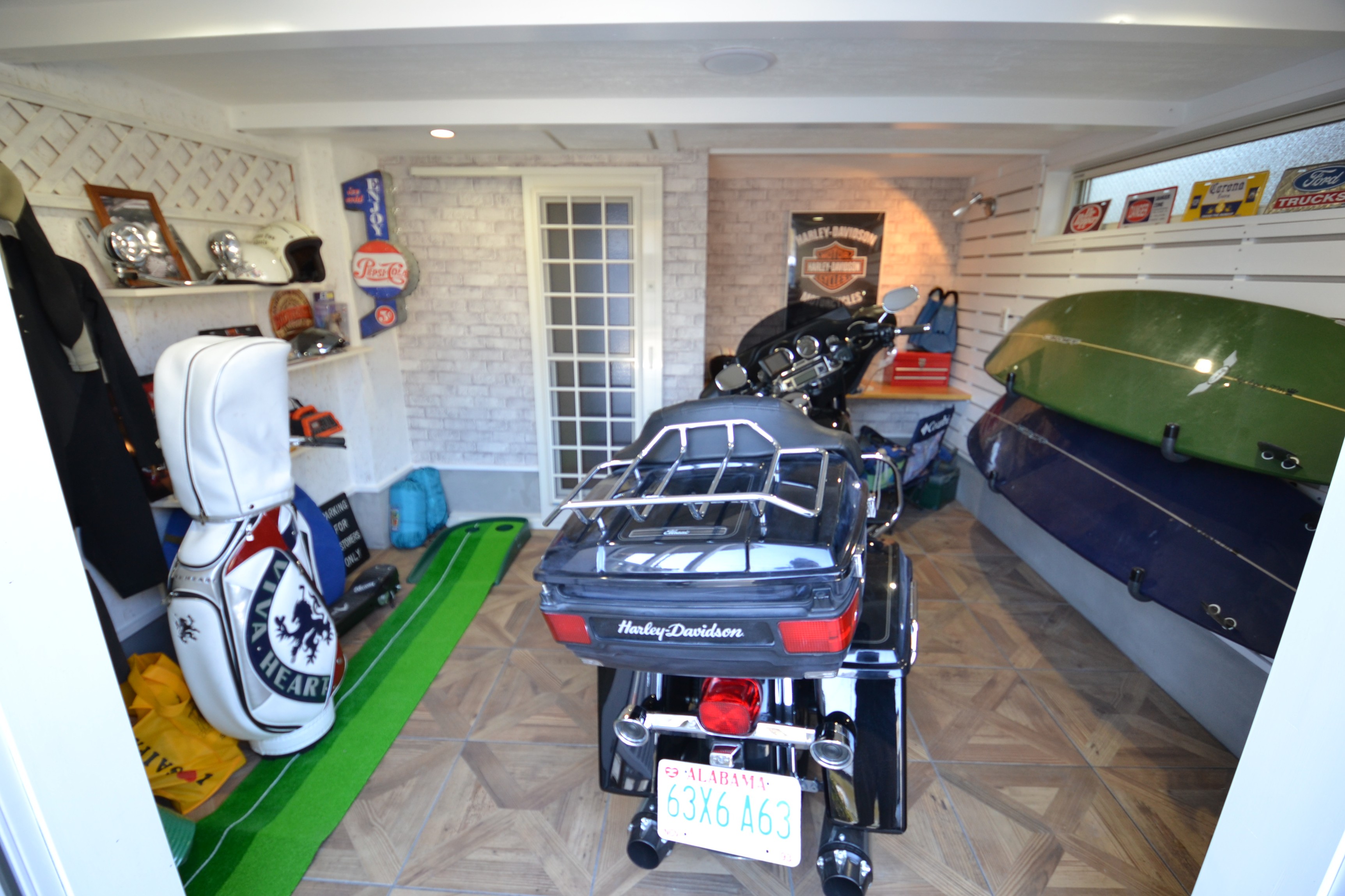 バイクガレージ